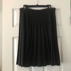 Black Pleated Ivanka Trump Skirt